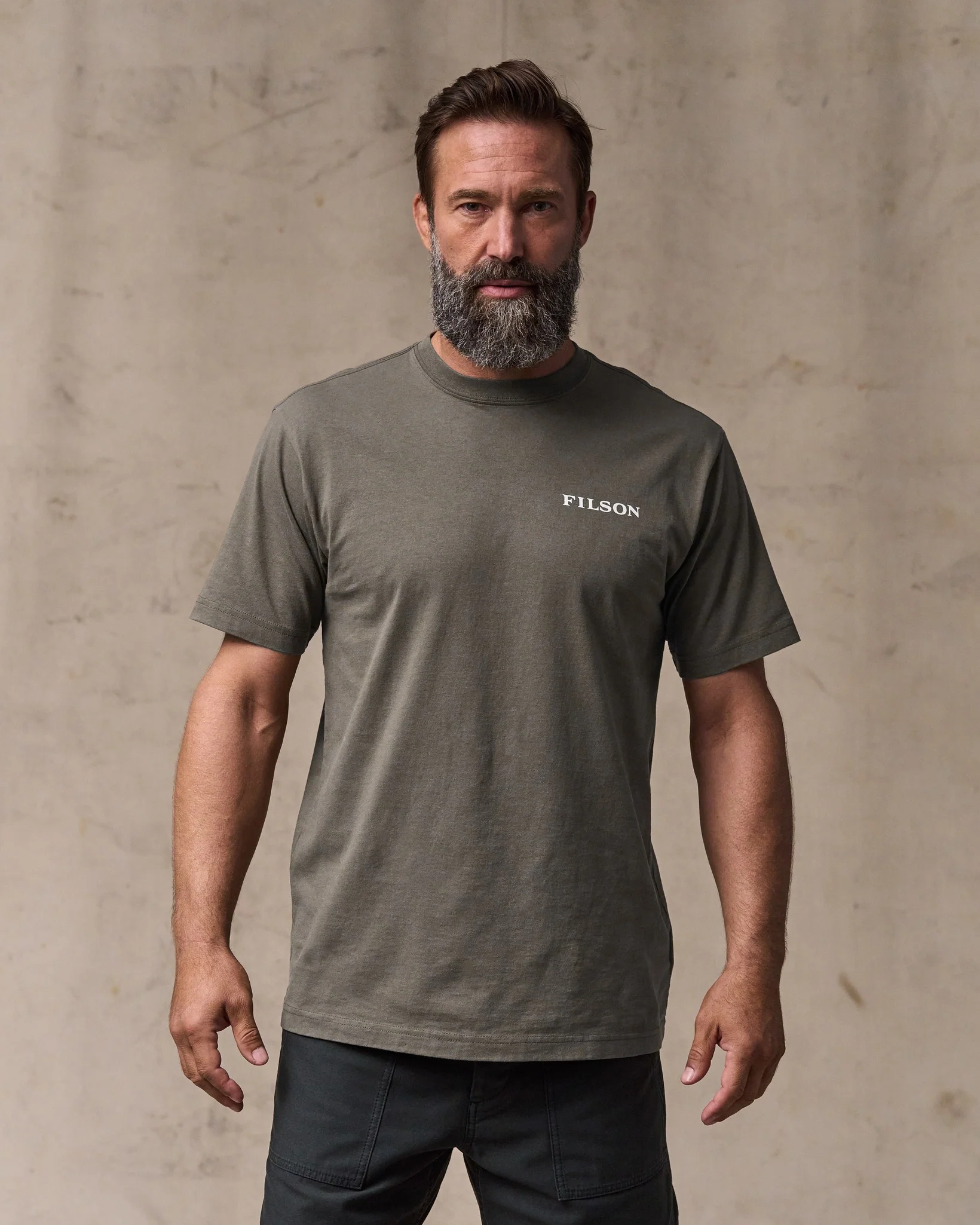 T-shirt con grafica paesaggistica